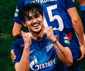 (عکس) سردار آزمون در کنار نامزدش آناهیتا 