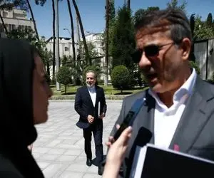 مدیریت تغییر ساعت باید در اختیار دولت باشد