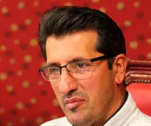 حمله هواداران استقلال به محمد تقوی