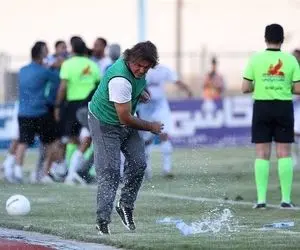 ساپینتو باید 6 جلسه محروم شود!