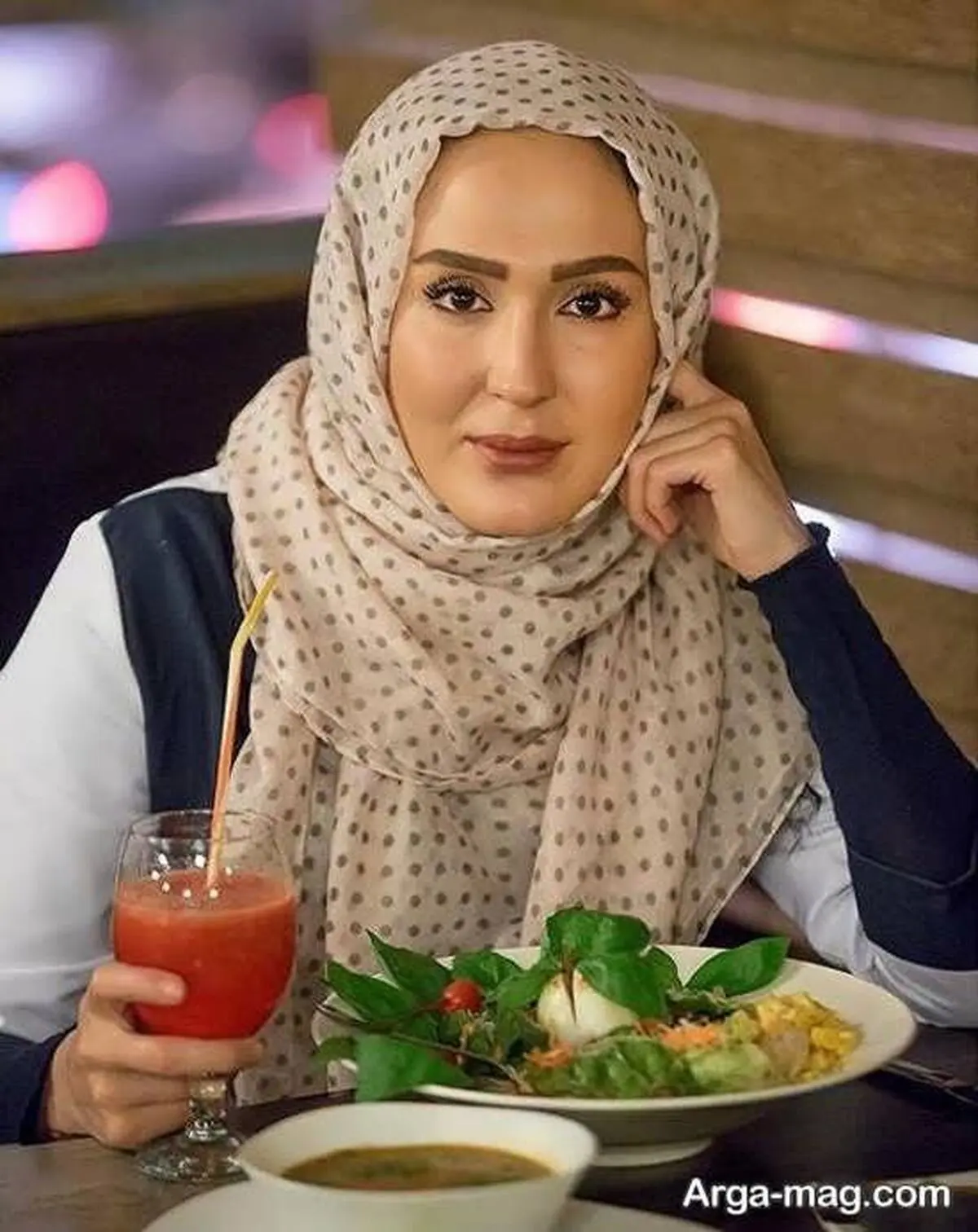 Zohreh_FakourSabour-2
