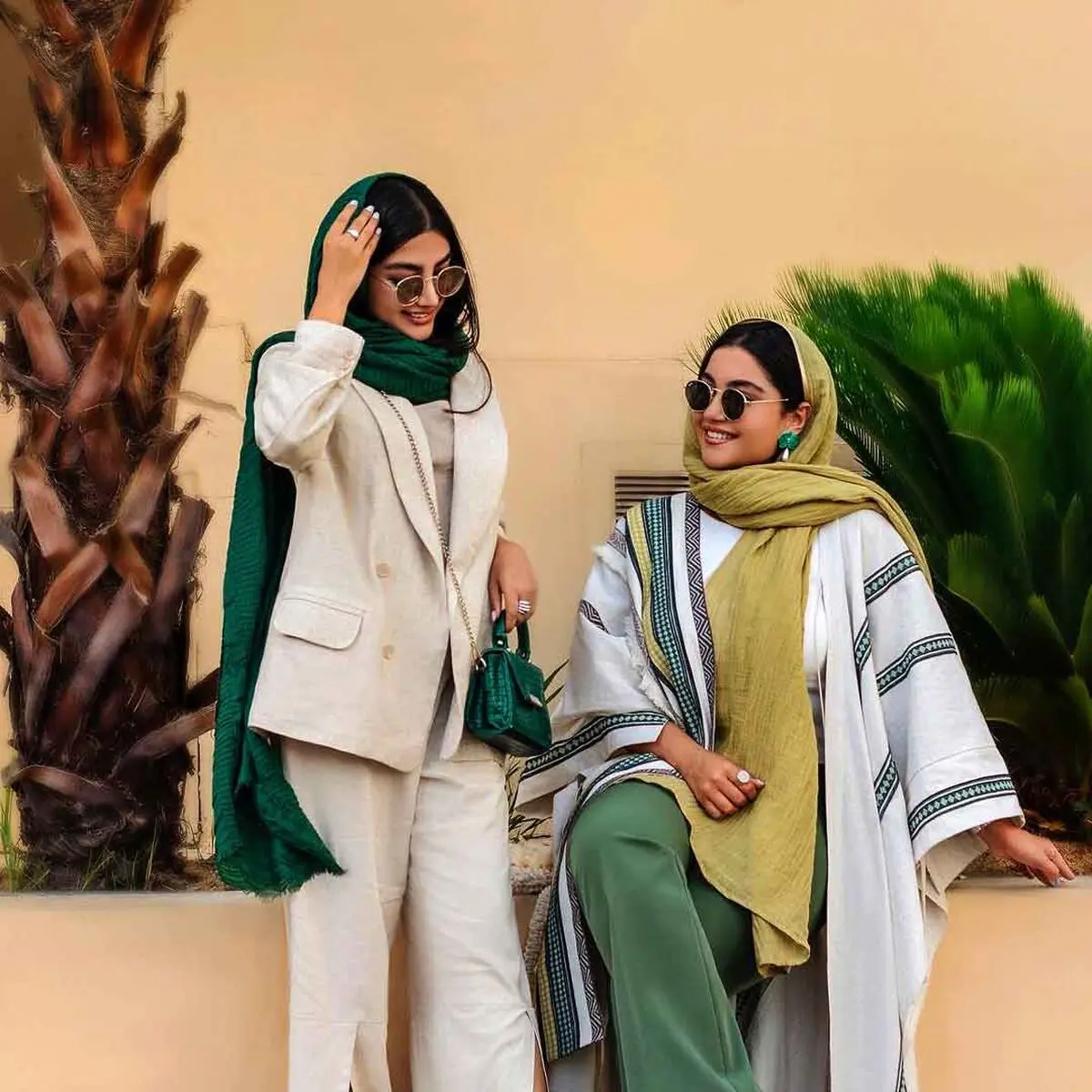 بهترین رنگ لباس برای پوست سفید