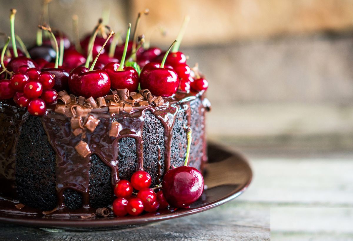 Chocolate-Cherry-Cake-1