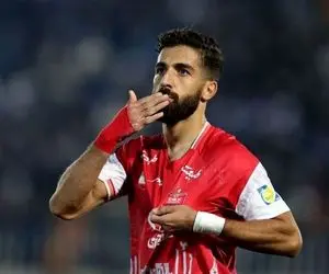 مدافع مازاد پرسپولیس در فهرست خرید تراکتور