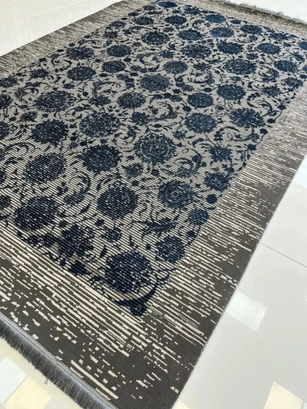 ست کردن فرش آشپزخانه با کابینت