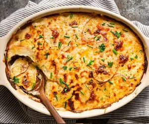 آموزش آشپزی؛ سیب زمینی و تخم مرغ و سوسیس که باشه میشه این غذای محشر