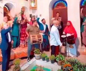 آواز محلی؛ بزن و برقص بوشهری که خاندانی دارن عشق میکنن از فسقلی تا پیرشون وسطه