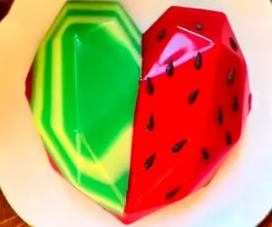 ایده و خلاقیت؛ ژله یلدایی رو اینجوری بزاری جلوی فامیل شوهر دیگه حرفی توش نیست