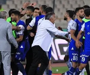 بررسی نظر فیفا در خصوص پنالتی جنجالی در بازی استقلال – گل گهر