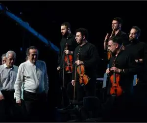 آواز شاد/ کامکارها با آتش زنده صحنه را به آتش کشیدند