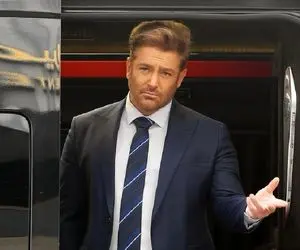 (ویدیو) ازدحام و تعقیب و گریز شدید مردم برای دیدن محمدرضا گلزار!