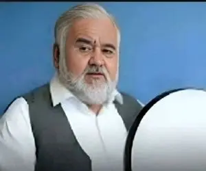 آواز برزنی؛ اکبر عبدی با آهنگ آذری چه معرکه رقصید نگاه به سنش نکن عین فرفره میره میاد