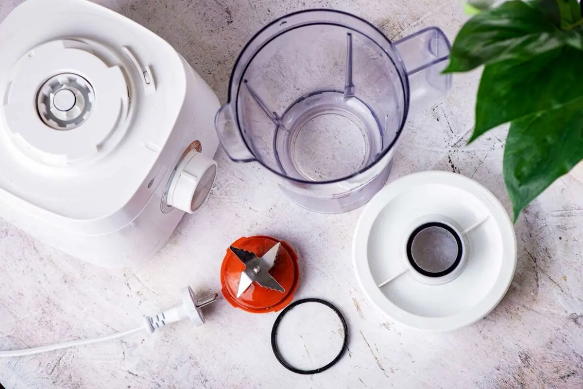 cleaning-and-maintenance-blender-6