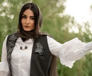 (عکس) سلفی سمیرا حسن پور با لباس کوتاه حاملگی