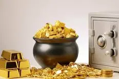 قیمت طلا و سکه امروز دوشنبه 20 بهمن؛ سکه از 200 میلیون ریخت