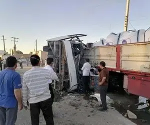 واژگونی اتوبوس سرباز معمان در یزد با 5 کشته 3 تیر 1400