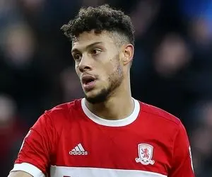 چرا استقلالی ها قرارداد ژستد را نهایی نمی کنند؟ پای فسخ درمیان است؟