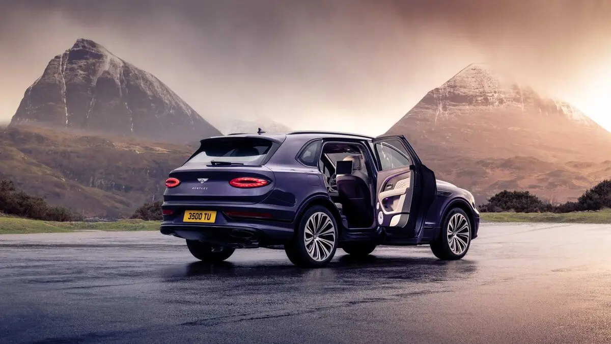 bentley-bentayga EWB