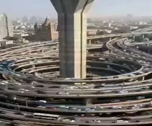 معماری خلاقانه؛ یه پل زدن مثل کلاف صد دور پیچیده معلوم نیست سرش کجاست تهش کجاست عظمتو
