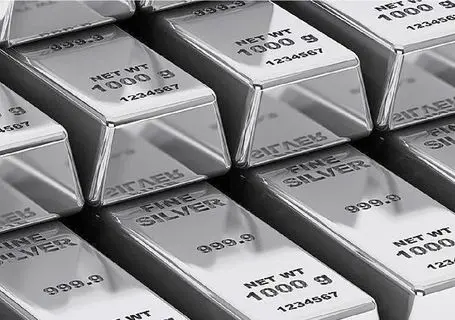 قیمت نقره امروز یکشنبه ۱۰ خرداد ۱۴۰۵ / شمش نقره ۱۰۰ گرمی چند شد؟