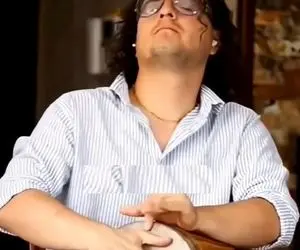 آواز اصیل؛ از هنر ایرانی حرف میزنن یعنی این با صدای بلند نوازندگیشو گوش ندی باختی