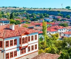 سقوط شدید قیمت ملک در ترکیه و دبی