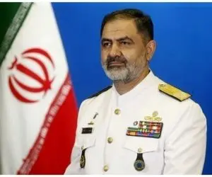 فرمانده نیروی دریایی ارتش:ایران به مثلث اقتصادی دریای جهان نزدیک است/بهره برداری کنیم
