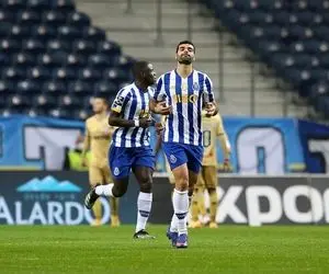 برنامه فوق فشرده برای پورتو و طارمی