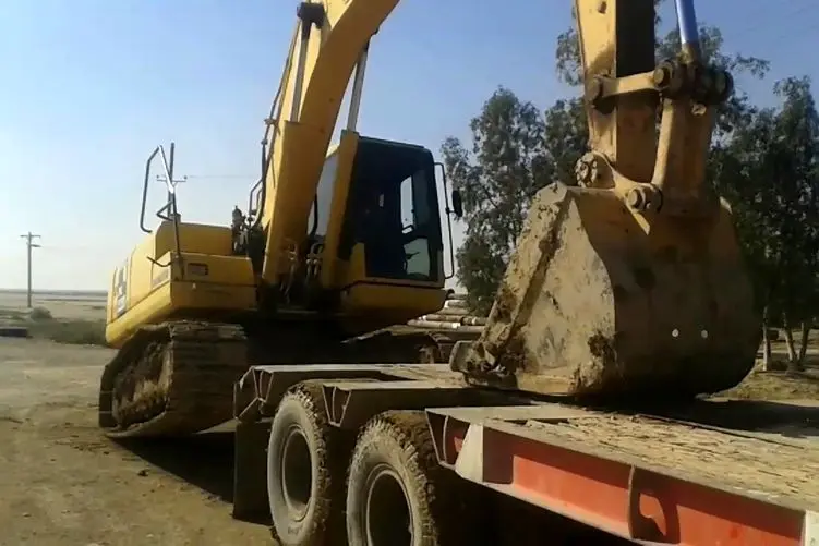 جا به جایی جانکاه؛ بیل کمر خودش می شکنه تا بتونه سوار کمرشکن بشه