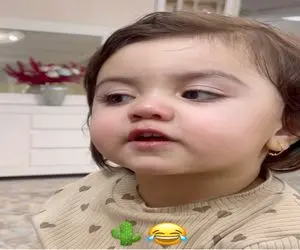 سوتی خندان؛ دختر بچه گردالی و شیرین زبون به کاکتوس یچی میگه روده بر میشی