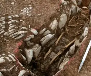 کشفیات عجیب؛ گورستانی کشف شده که فقط زنان آنجا مدفون اند! دیدن ویدیو ممنوع