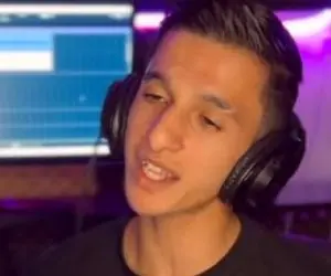 آواز محلی؛ آرمان امیدی با لباس سیاه قلبی پاره پاره دوباره از مرگ خواهرش خوند