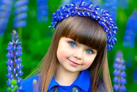 آواز شادونه؛ دختربچه انگار از قصه شاه پریون پرت شده بیرون رقصش بلا خودش طلا