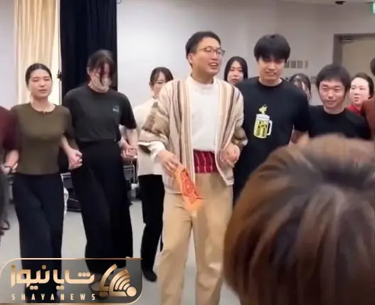 آواز محلی؛ فقط مونده بود چشم بادومیا لری برقصن که اونم رقصیدن از خودمون بهتر