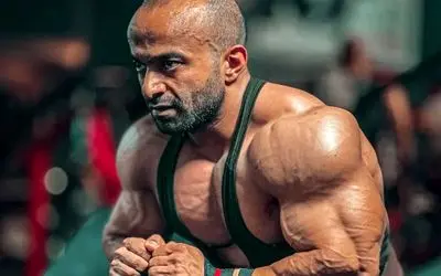 فرامرز عزیزی قهرمان بدنسازی درگذشت؛ با حذف نامش قلبش طاقت نیاورد