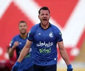 مهاجم استقلال به دنبال سوبله کردن! 