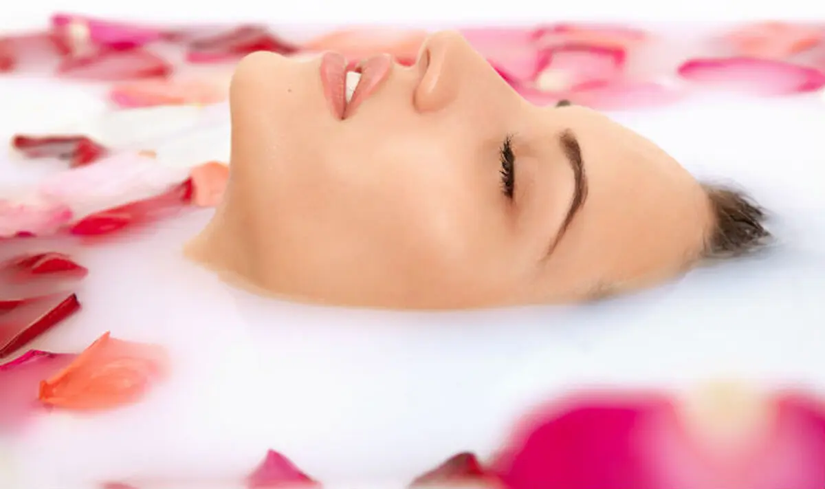 پاک کننده آرایشی، شیر