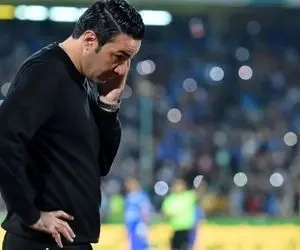 واکنش تند جواد نکونام در به تلاش برای نشستن جای ساپینتو