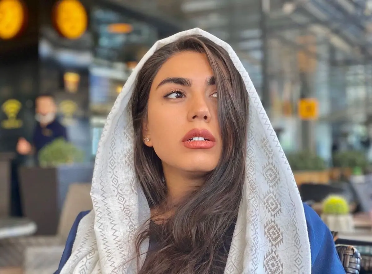 آزاده زارعی