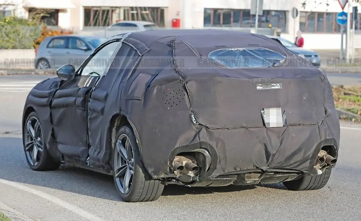 ferrari-purosang-spied-3-1643996959