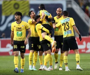 کار سخت استقلال برابر بهترین خط حمله لیگ برتر