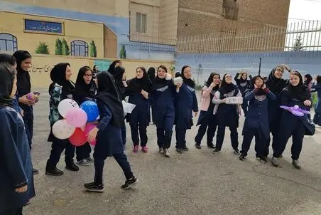 آواز شاد؛ دیجی رفته مدرسه دخترونه همه چی عادی بود تا اینکه به چیکا کردی با دلم رسید