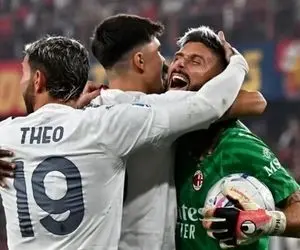 (عکس) مهاجم مشهور بهترین دروازه بان هفته سری آ ایتالیا شد!