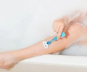 با موی زیرپوستی چه کار کنیم؟