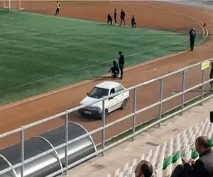 پراید به جای آمبولانس! /  رسوایی تازه فوتبال ایران