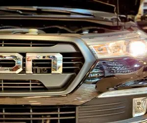 بخوانید از ریزش قیمت خودروی مونتاژی ایران خودرو