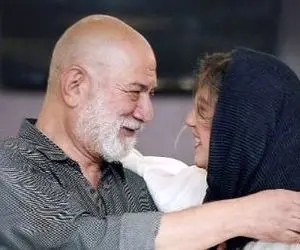 دختری که حسابی اشک پدرش رو در آورد + ویدیو