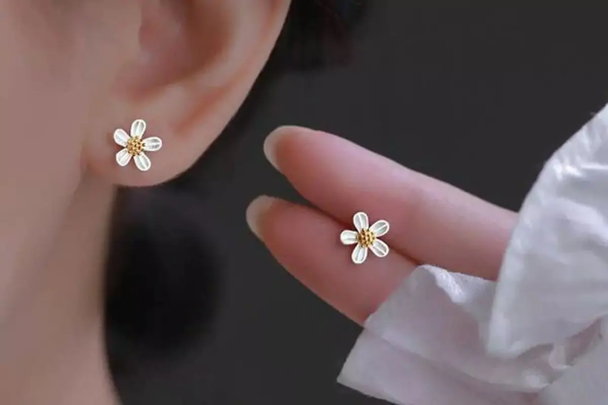 مین4