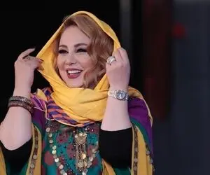 جشن تولد بهنوش بختیاری با کیک آب طلا!
