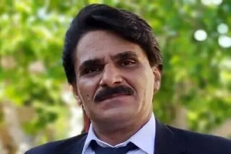 آواز جیگرسوز؛ مراسم خاکسپاری ققنوس زاگرس سجاد رزمجو با زجه های همسرش